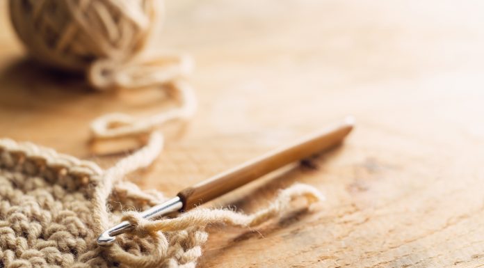 How to Do Crochet Stitches – Slip Knot and Basic Stitches crotchet stitches hook